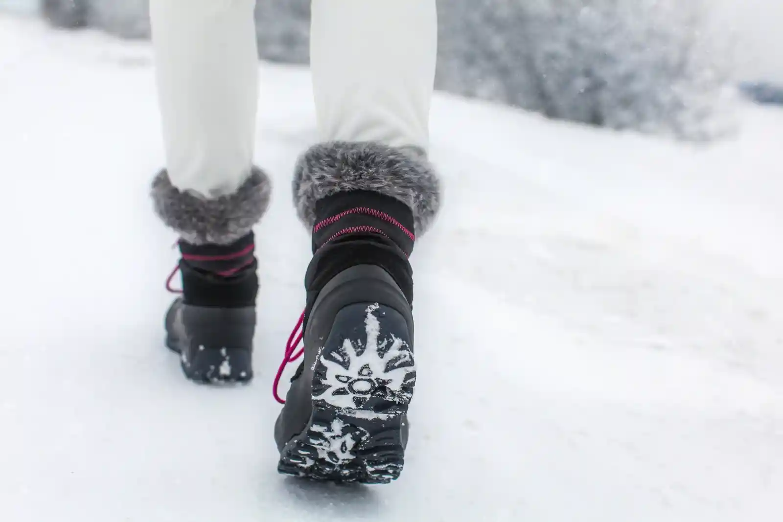 Meilleures Bottes de Randonnée Femme Hiver au Québec